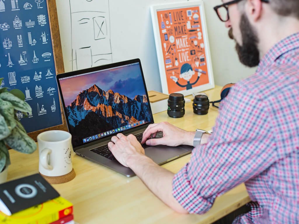 Alumni RPL Berhasil Bekerja Sebagai Web Developer